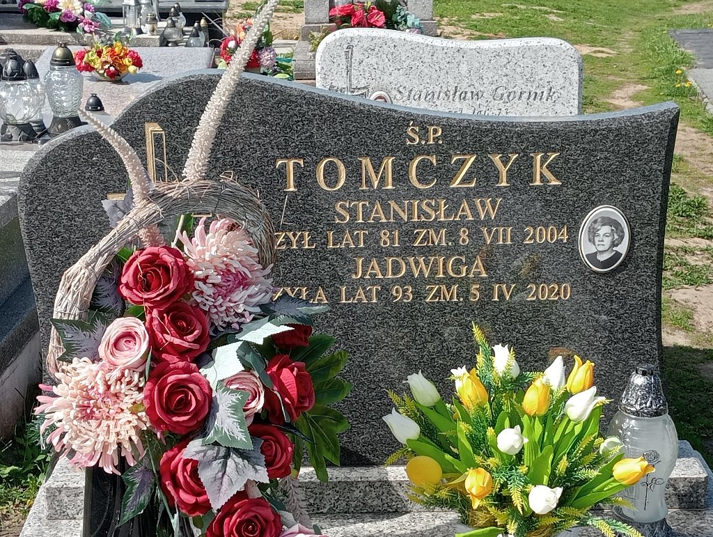 Jadwiga Tomczyk 1927 Cerekiew - Grobonet - Wyszukiwarka osób pochowanych