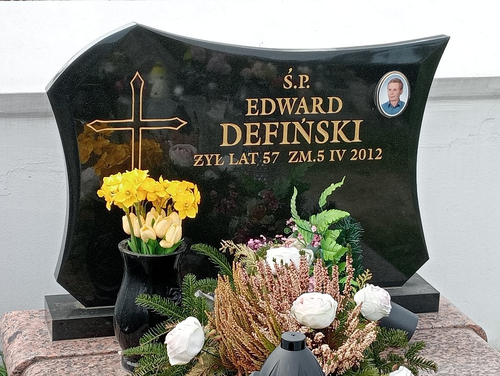 Edward Defiński Cerekiew - Grobonet - Wyszukiwarka osób pochowanych