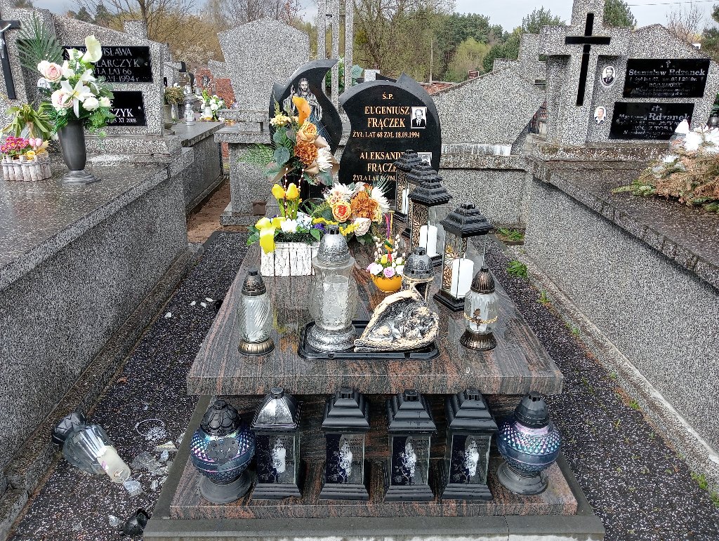 Grób Sylwester Frączek