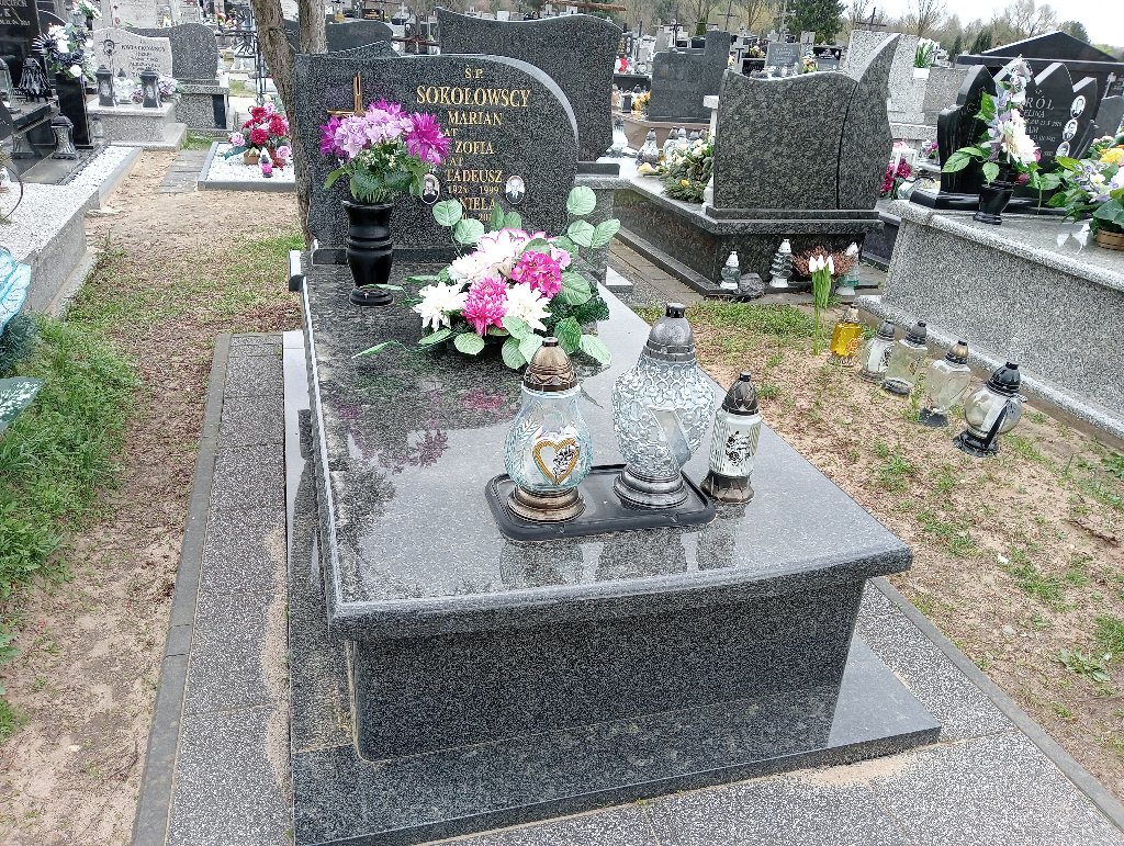 Grób Marian Sokołowski