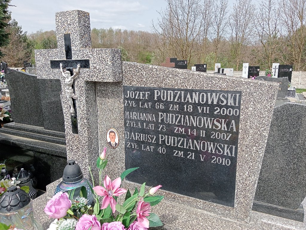 Dariusz Pudzianowski 1940 Cerekiew - Grobonet - Wyszukiwarka osób pochowanych